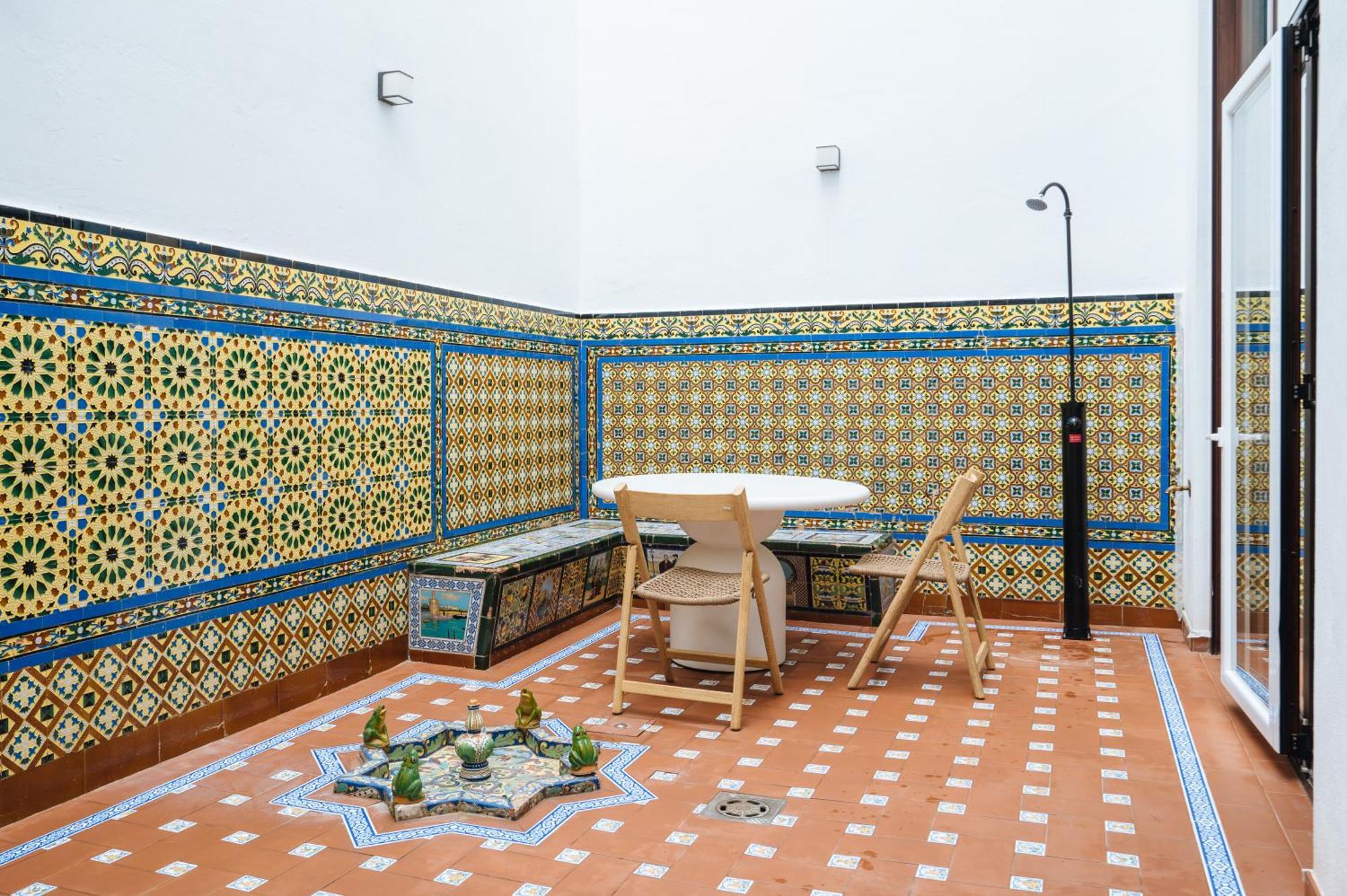 Apartamentos "El Escondite De Triana" Sevilla Eksteriør billede