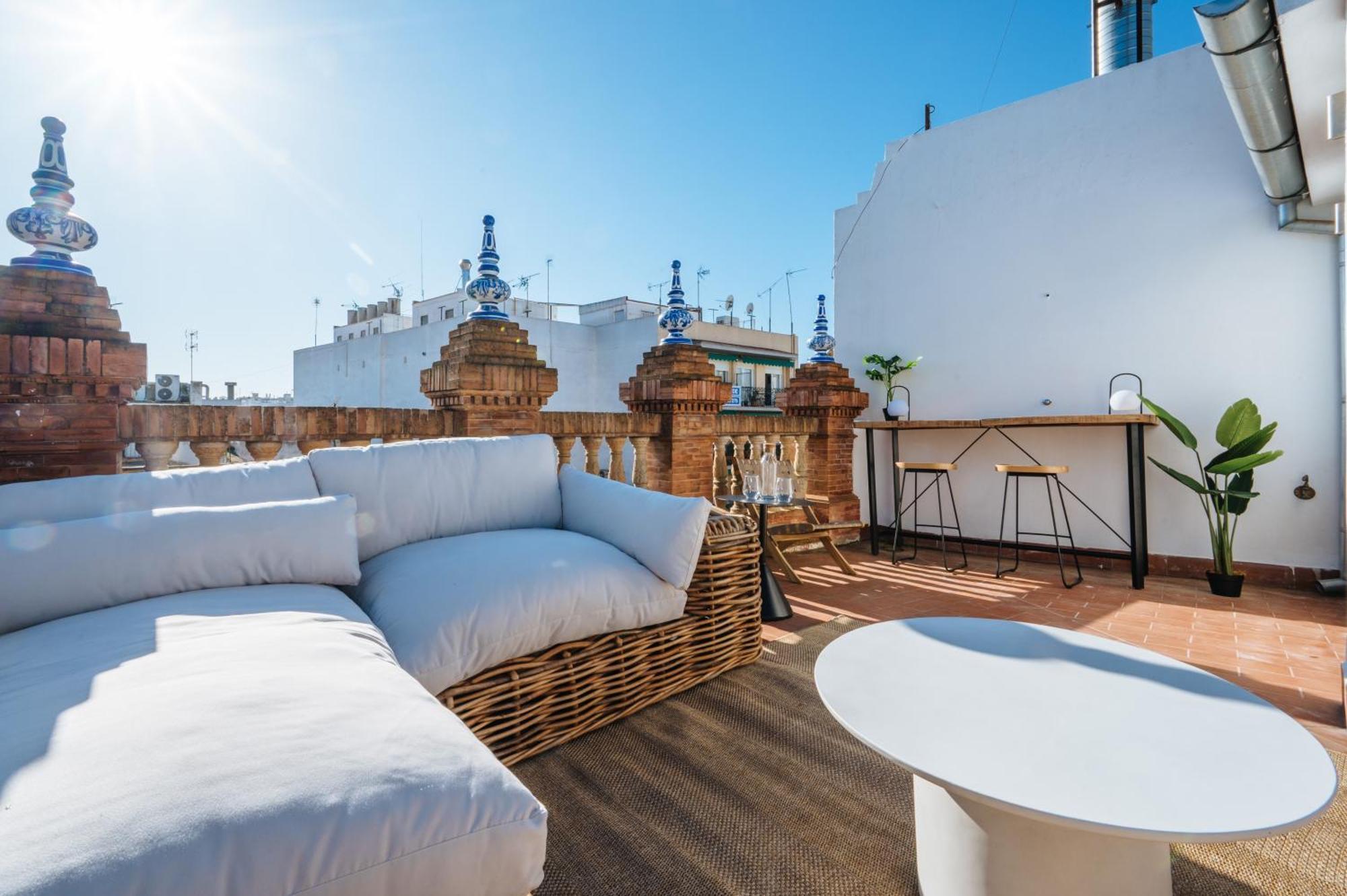 Apartamentos "El Escondite De Triana" Sevilla Eksteriør billede